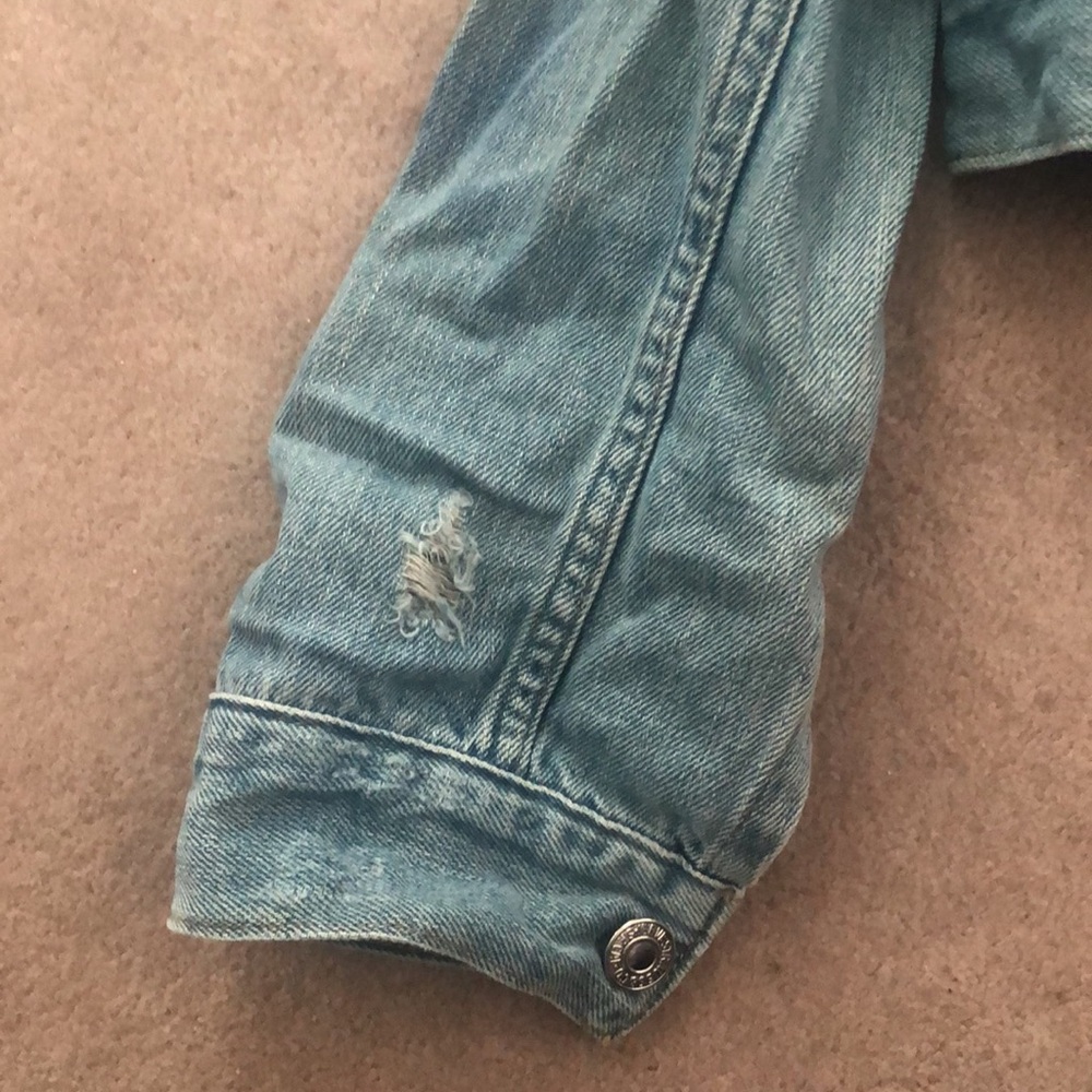 Levi's Denim Jacket - Picture 4 of 9